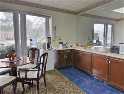 Sunrise Inn Рим Ресторант снимка
